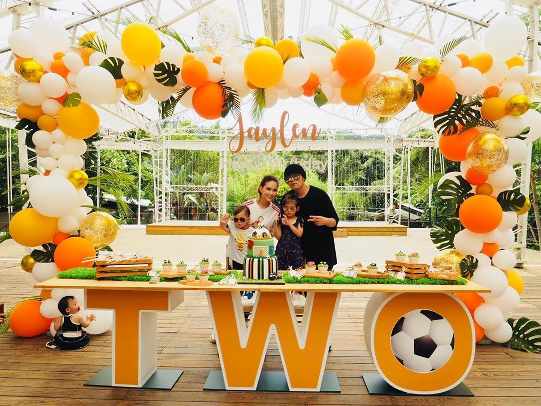 Jaylen 小小周两周歲了