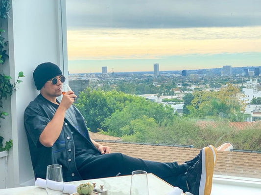 喝杯咖啡 開開心心