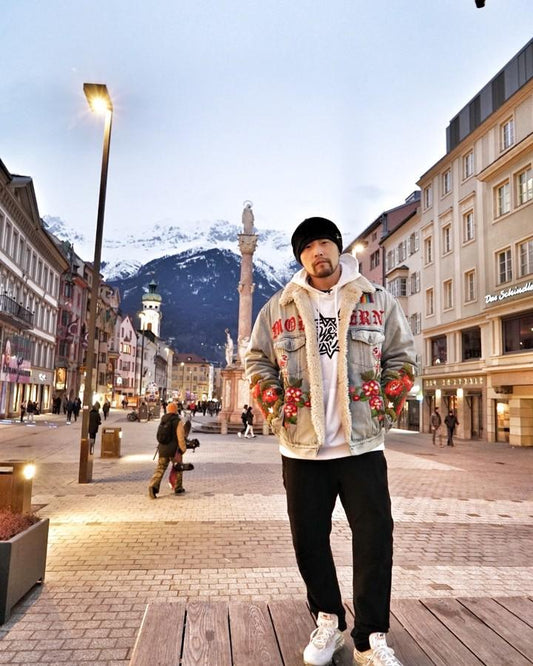 不要晚上聽我的歌 因為你會一直聽到早上😝