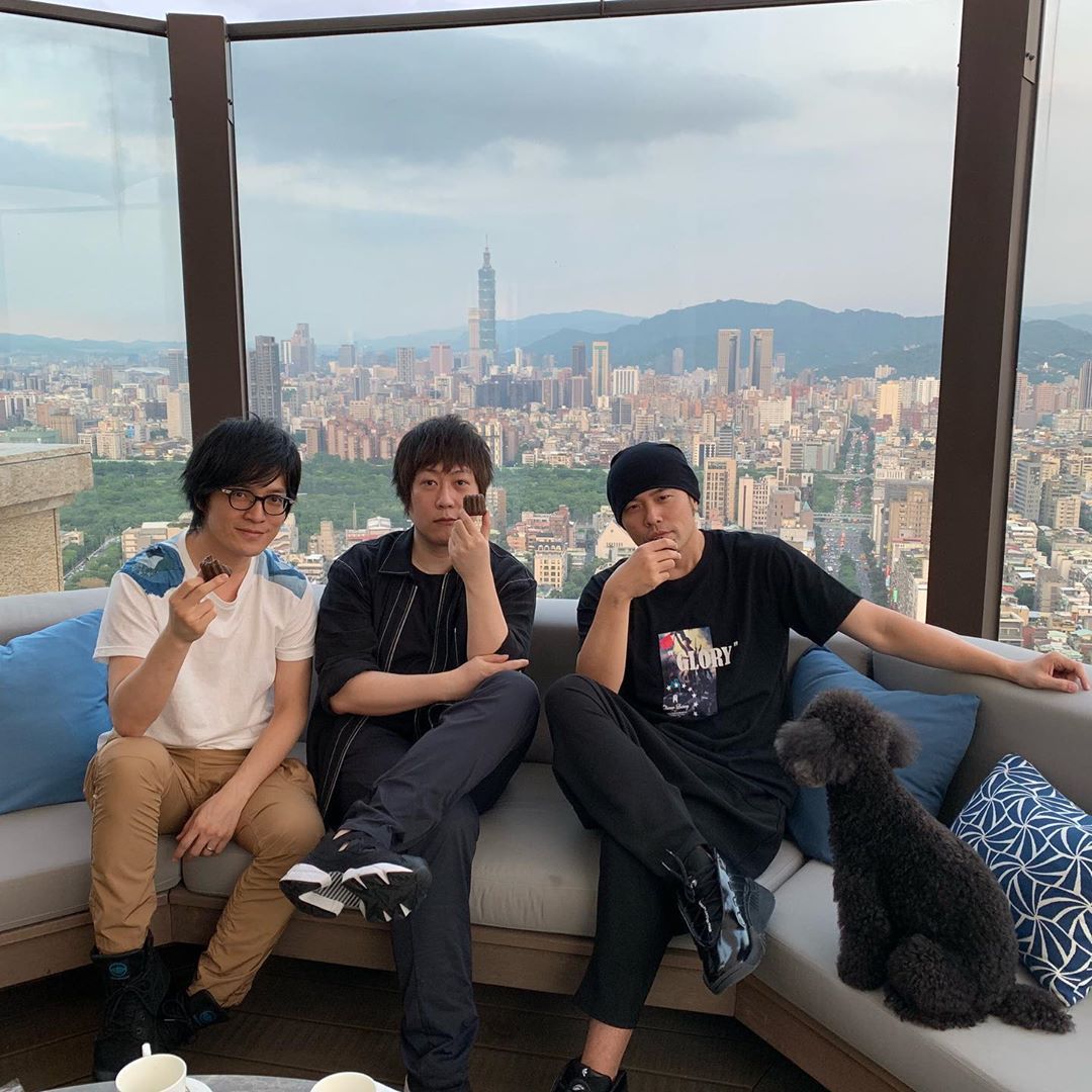 吃著可麗露 討亂的不是音樂 是魔術